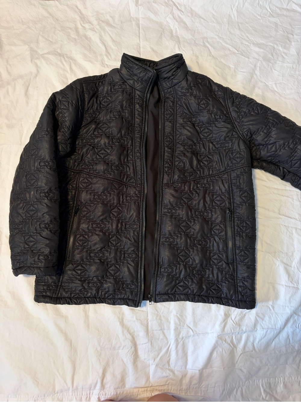 Women's Black Quilted Zip-Front Puffer Jacket